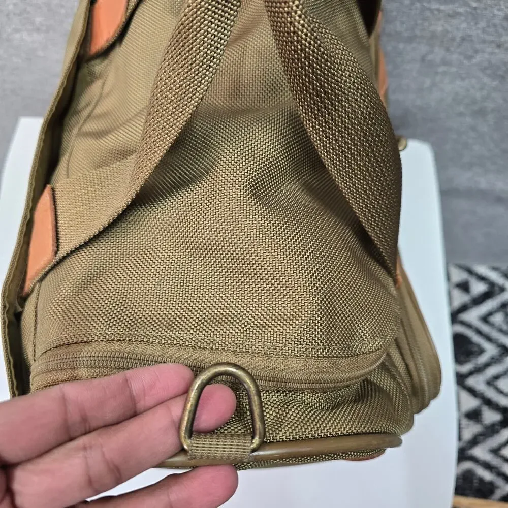 HARTMANN VINTAGE 15 INCH TRAVEL BAG